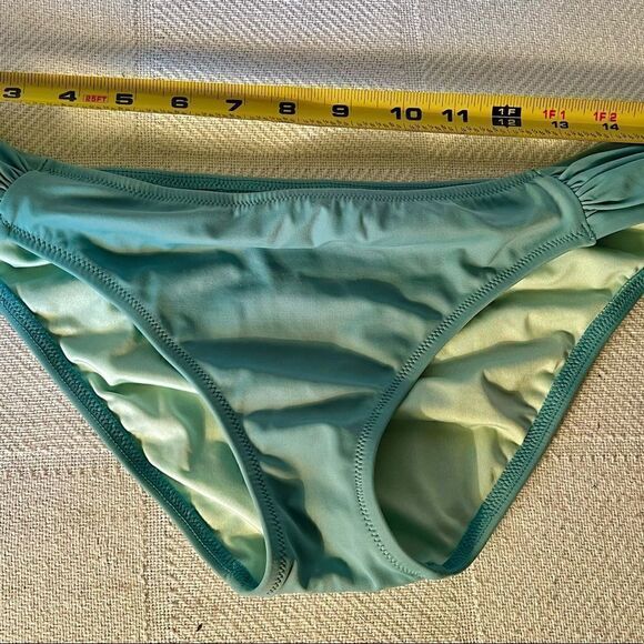 Victoria's Secret Seafoam Blue Green Knockout Solid Bikini Bottoms Sz Large. - Picture 3 of 7